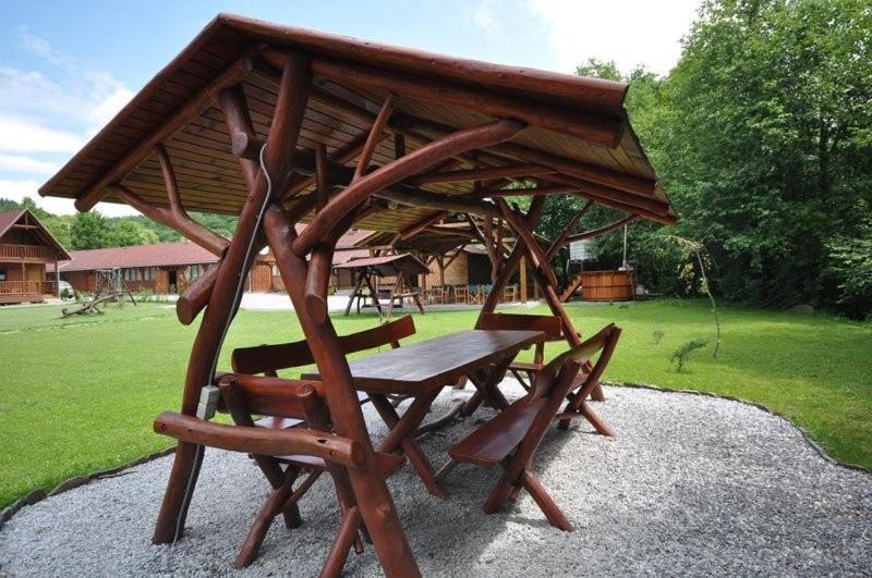 Irgo Villa Izvoare  Exterior photo
